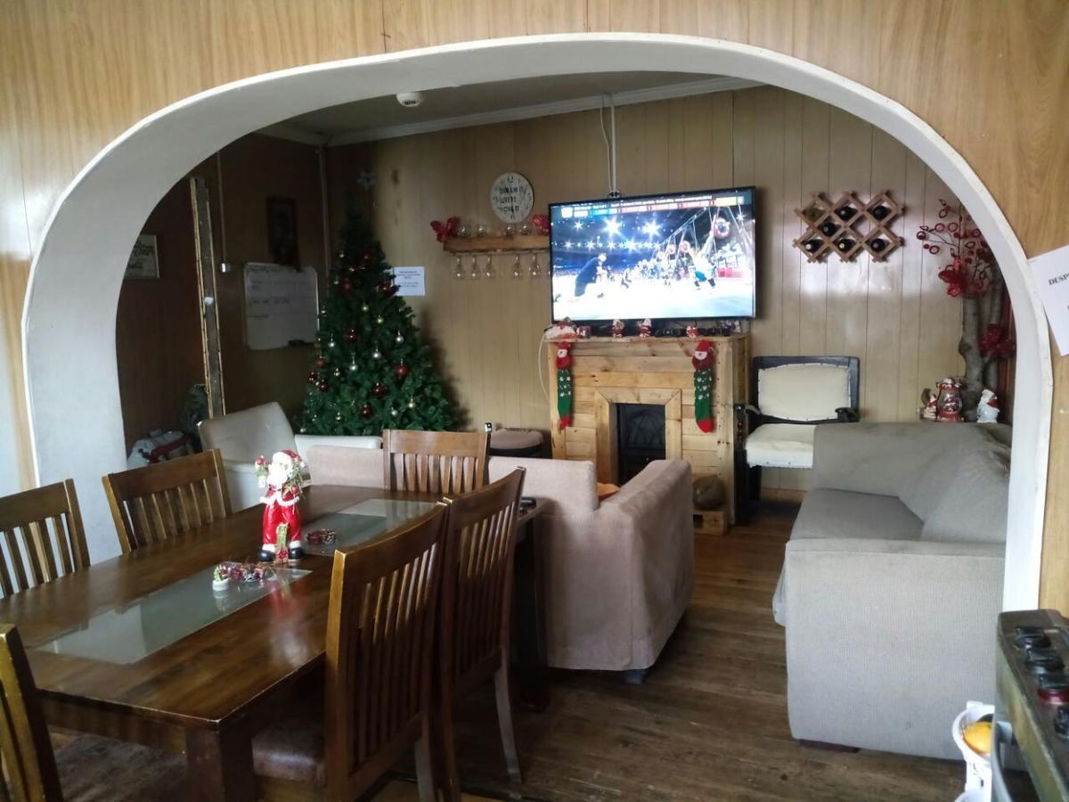 Hostal La Morenita Punta Arenas Exteriör bild